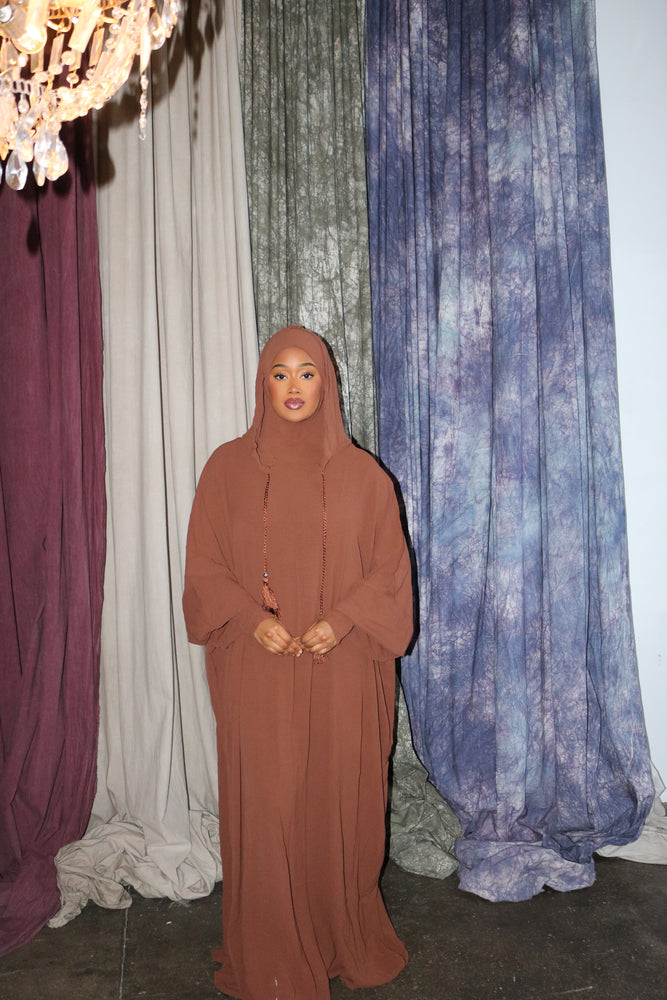 Hooded prayer abaya