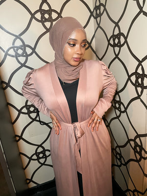 Feeling myself pleated abaya