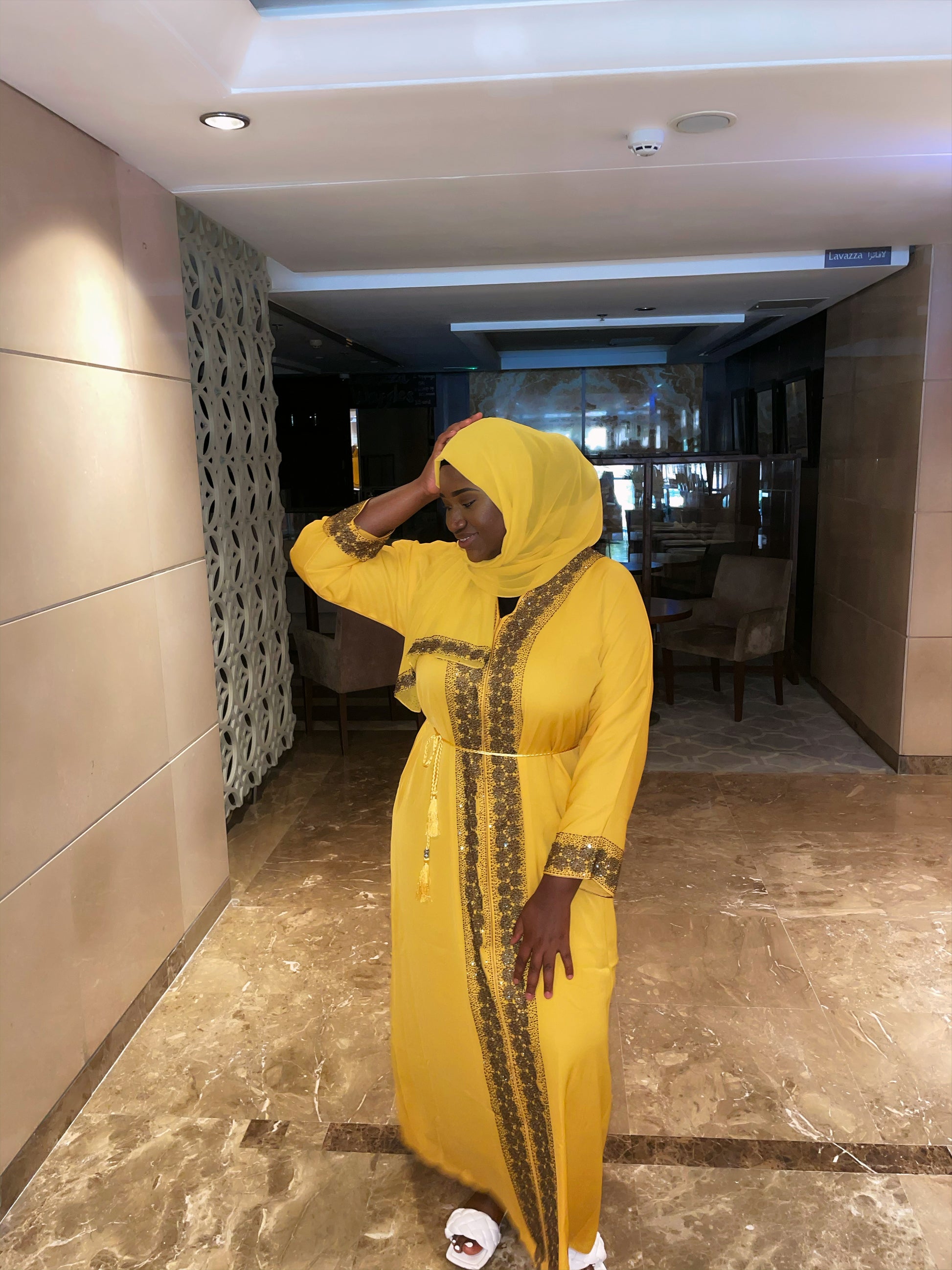 Handmade close Abaya